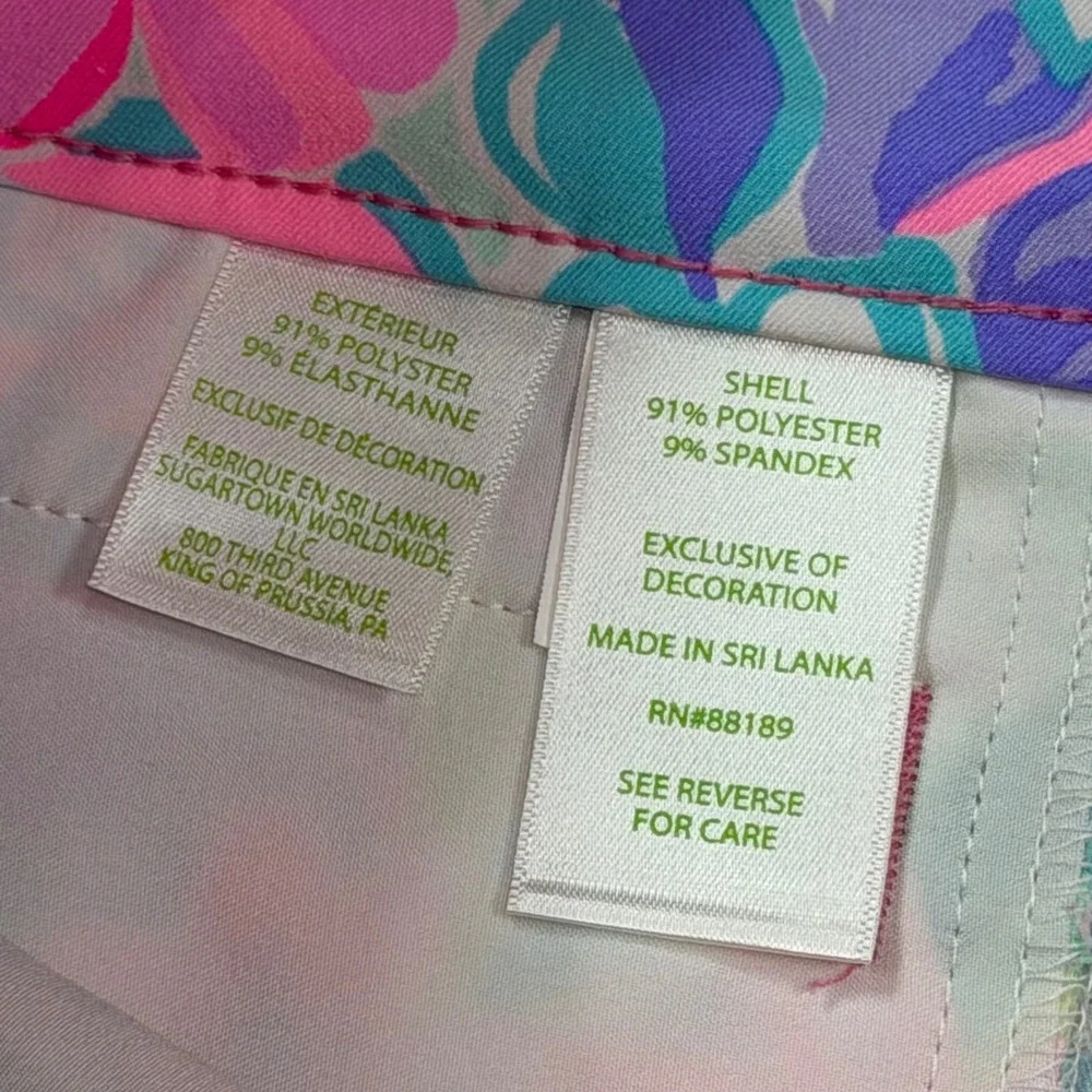 Lilly Pulitzer Luxletic Reid Womens 8 Vibrant Colorful Floral Golf Shorts